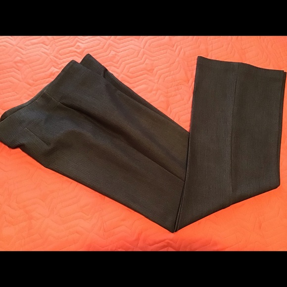 Ladies Slacks 🌹 - Picture 1 of 4